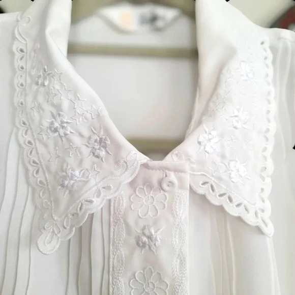 Vintage 70s Elegancia Embroidered Ivory Button Up Crinkle Blouse* Read Details* - Picture 5 of 6